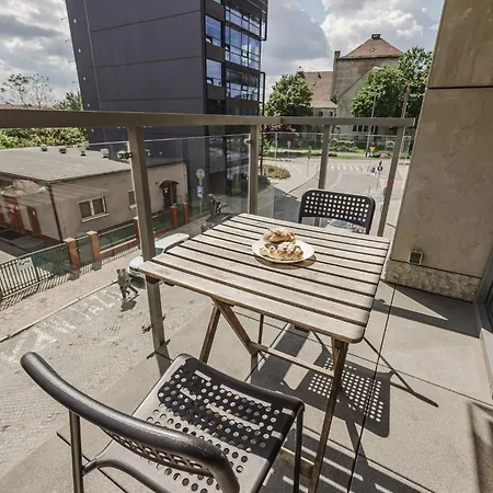 Apartment Yellow By Kramm *