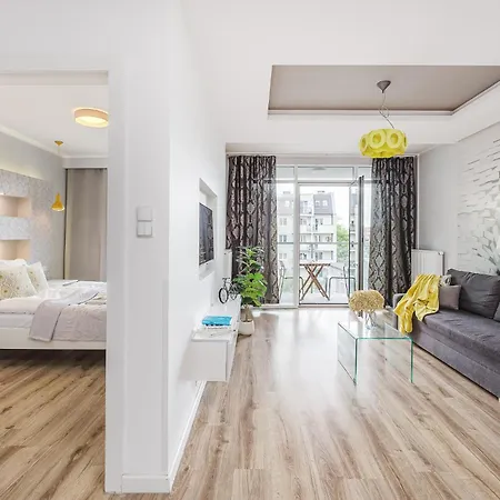 Yellow By Kramm Apartment *