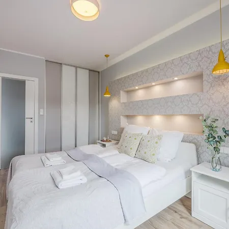 Yellow By Kramm Apartment