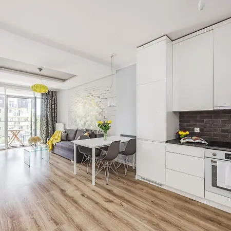 Yellow By Kramm Apartment